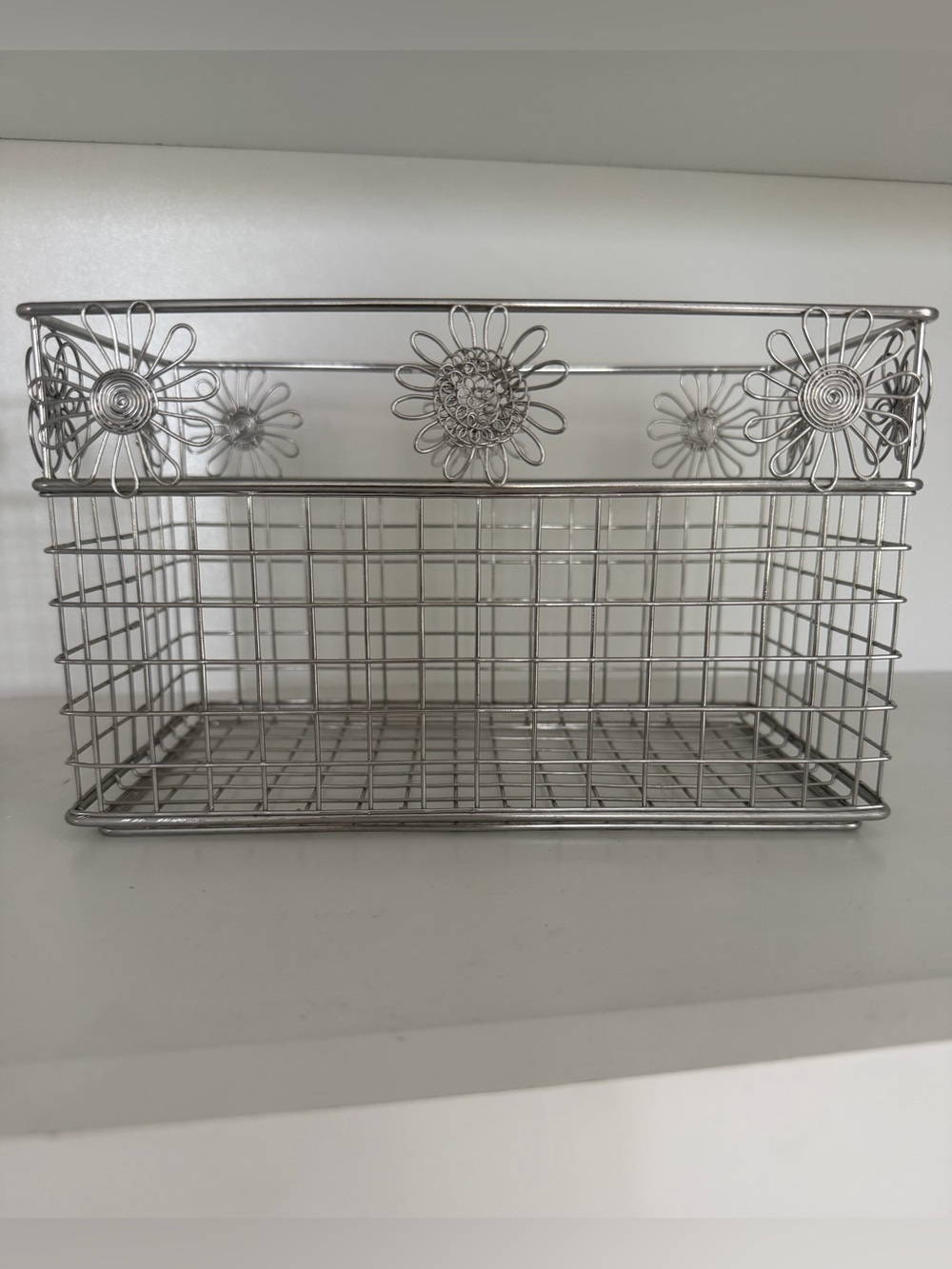 Y2K Metal Wire Storage Baskets with Decorative Flower Accent - Silver (Set of 2)